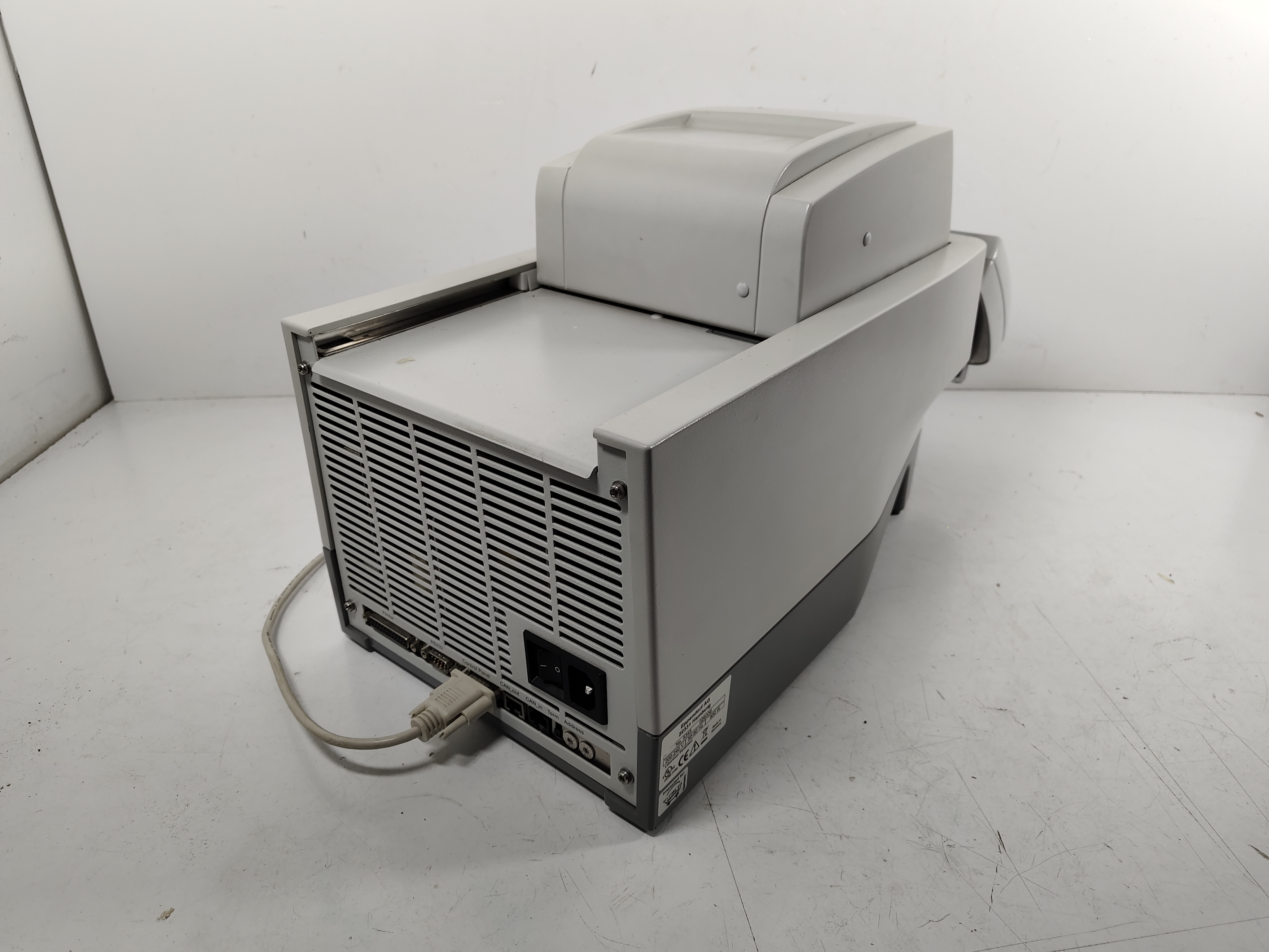 aparato laboratorio cientifico termociclador adn pantalla extraible plastico 30x25.3x54 1u